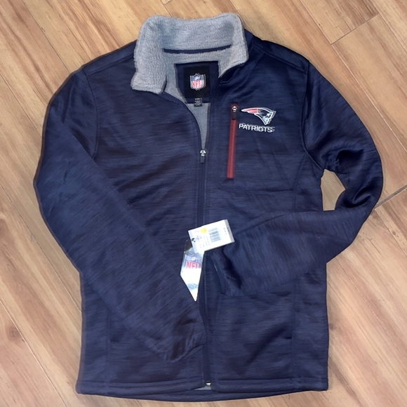 Official NFL licensed 🏈 Patriots zip up. New with tags! - Picture 1 of 8